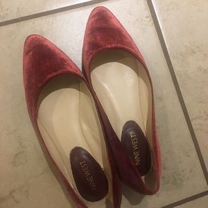 Nine West Velvet Maroon flat